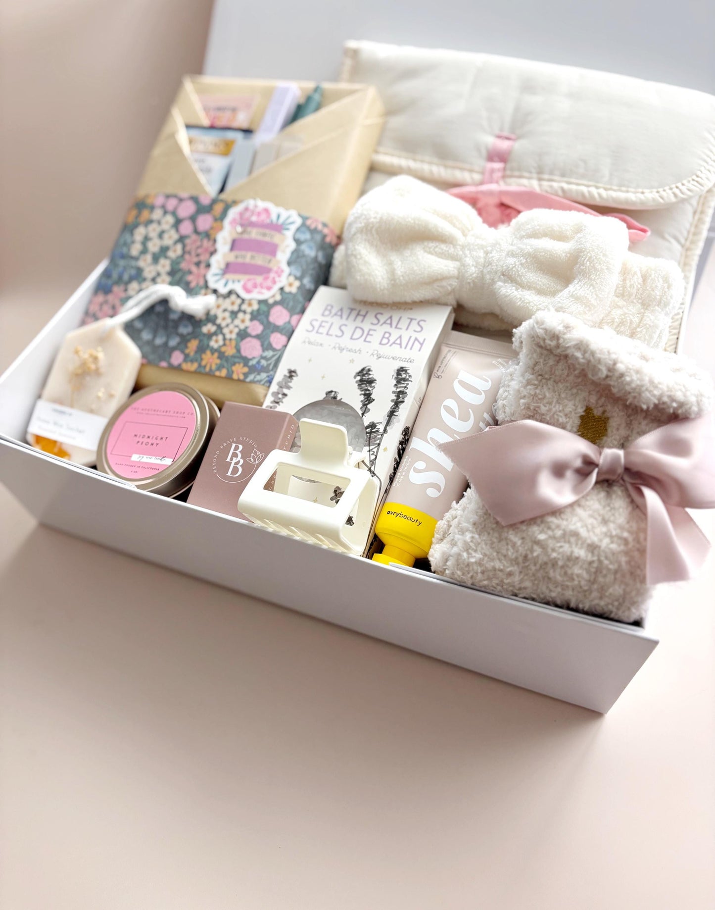 Romantasy Blind Date with a Book Lover Gift for Avid Reader Gift Set for Bookworm Gift Idea for Comfort Hygge Bookish Giftbox for Book Club