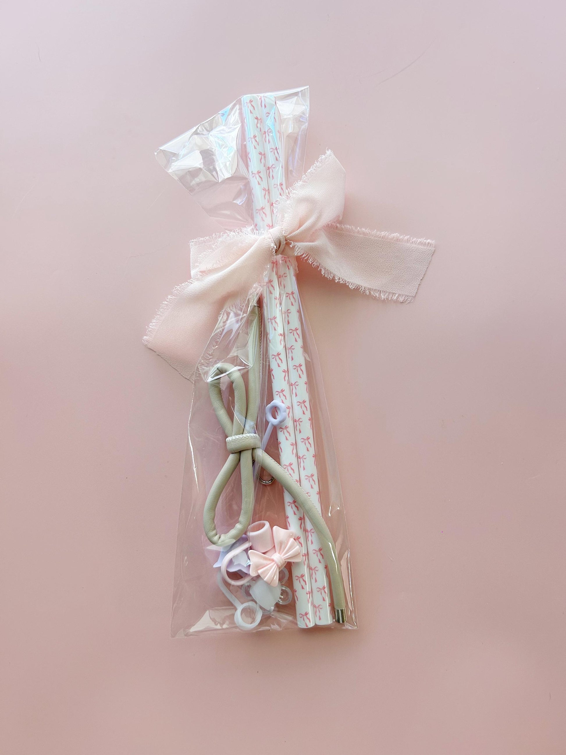 Coquette Bow Party Favor Goody Bag for 10 Year Old Birthday Guest Favor Preppy Girl Teen Favor Gift for Christmas Stocking Stuffer for Teen