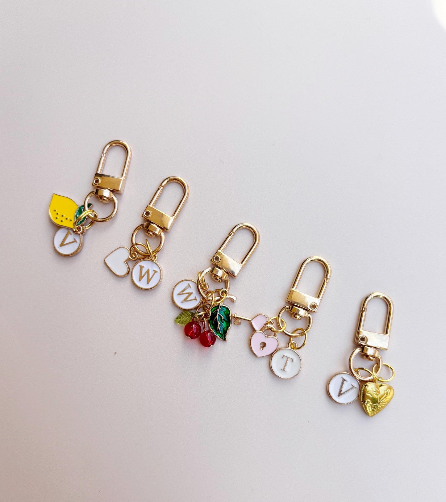 Custom Initial Keychain Trendy Purse Charm Personalized Bag Accessory for Handbag Keychain Diaper Bag Tag Gift for Holiday Stocking Stuffer