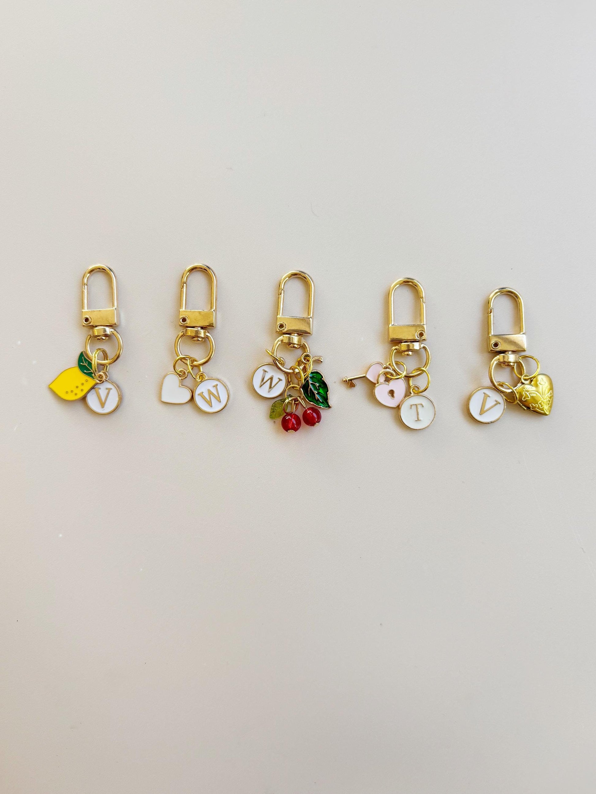 Custom Initial Keychain Trendy Purse Charm Personalized Bag Accessory for Handbag Keychain Diaper Bag Tag Gift for Holiday Stocking Stuffer