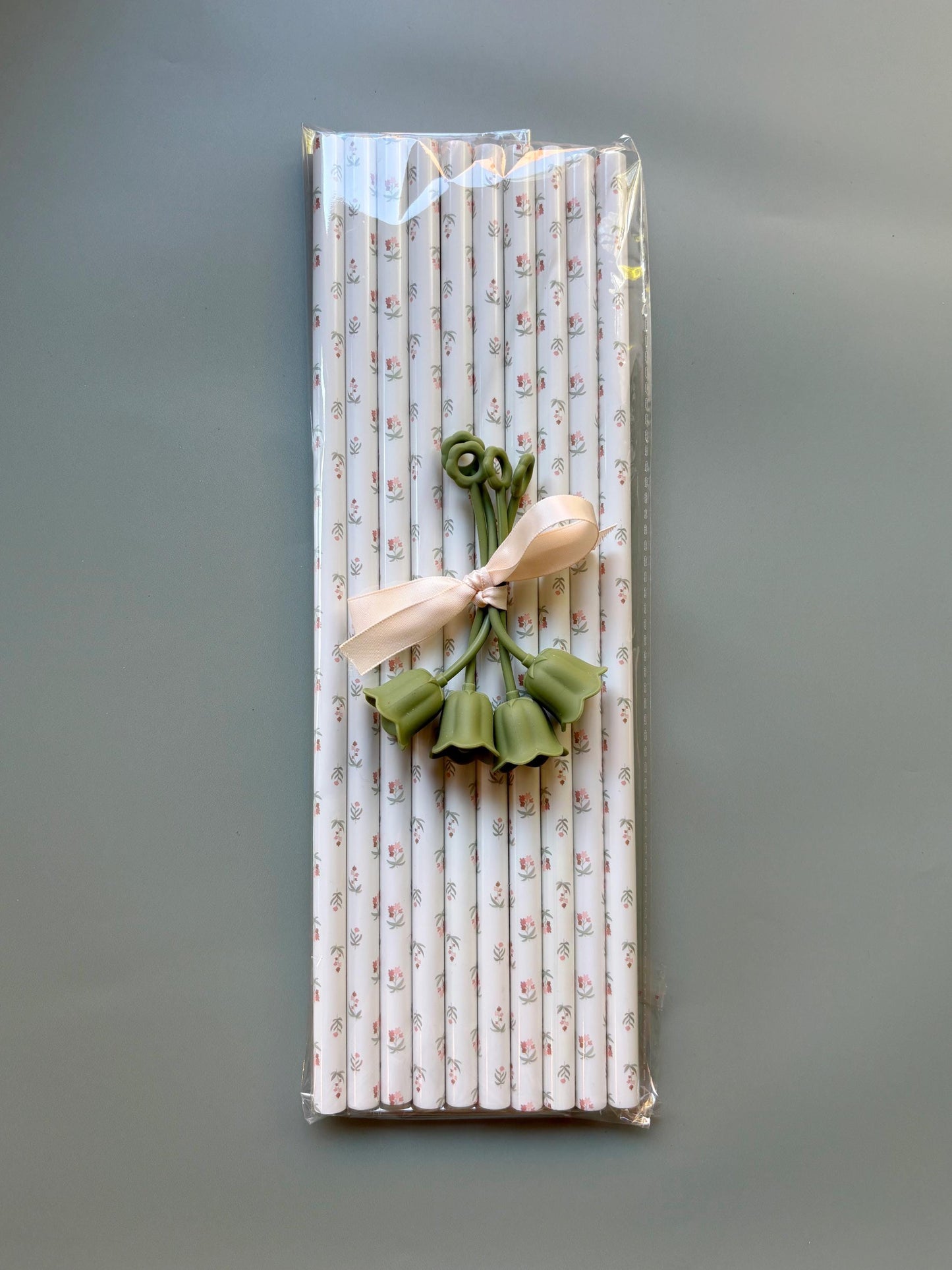 Floral Straw Reusable Drinking Eco Friendly Decorative Plastic Long Tube Silicone Tulip Cover Kitchen Drink Accessory Sustainable Party