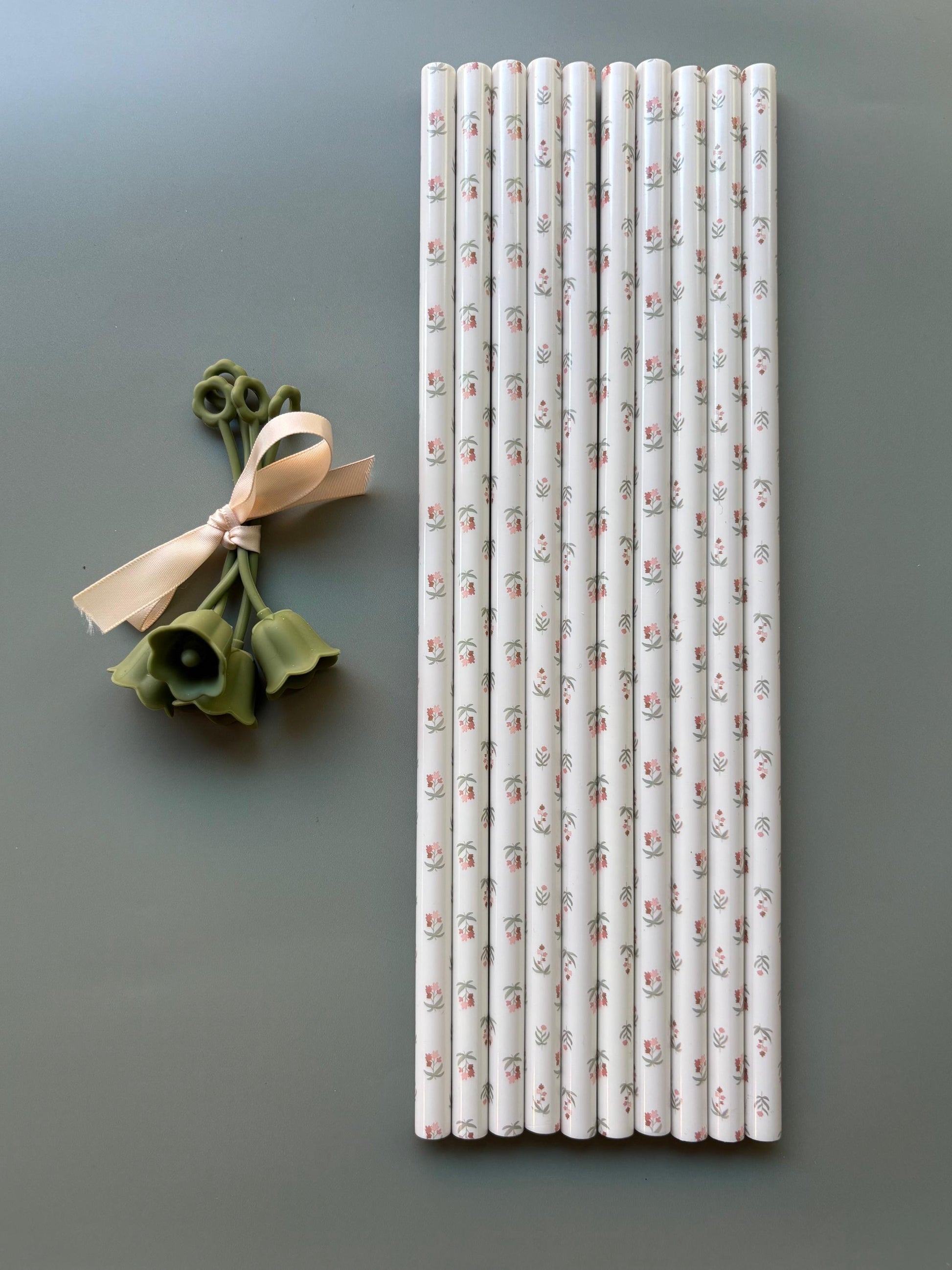 Floral Straw Reusable Drinking Eco Friendly Decorative Plastic Long Tube Silicone Tulip Cover Kitchen Drink Accessory Sustainable Party