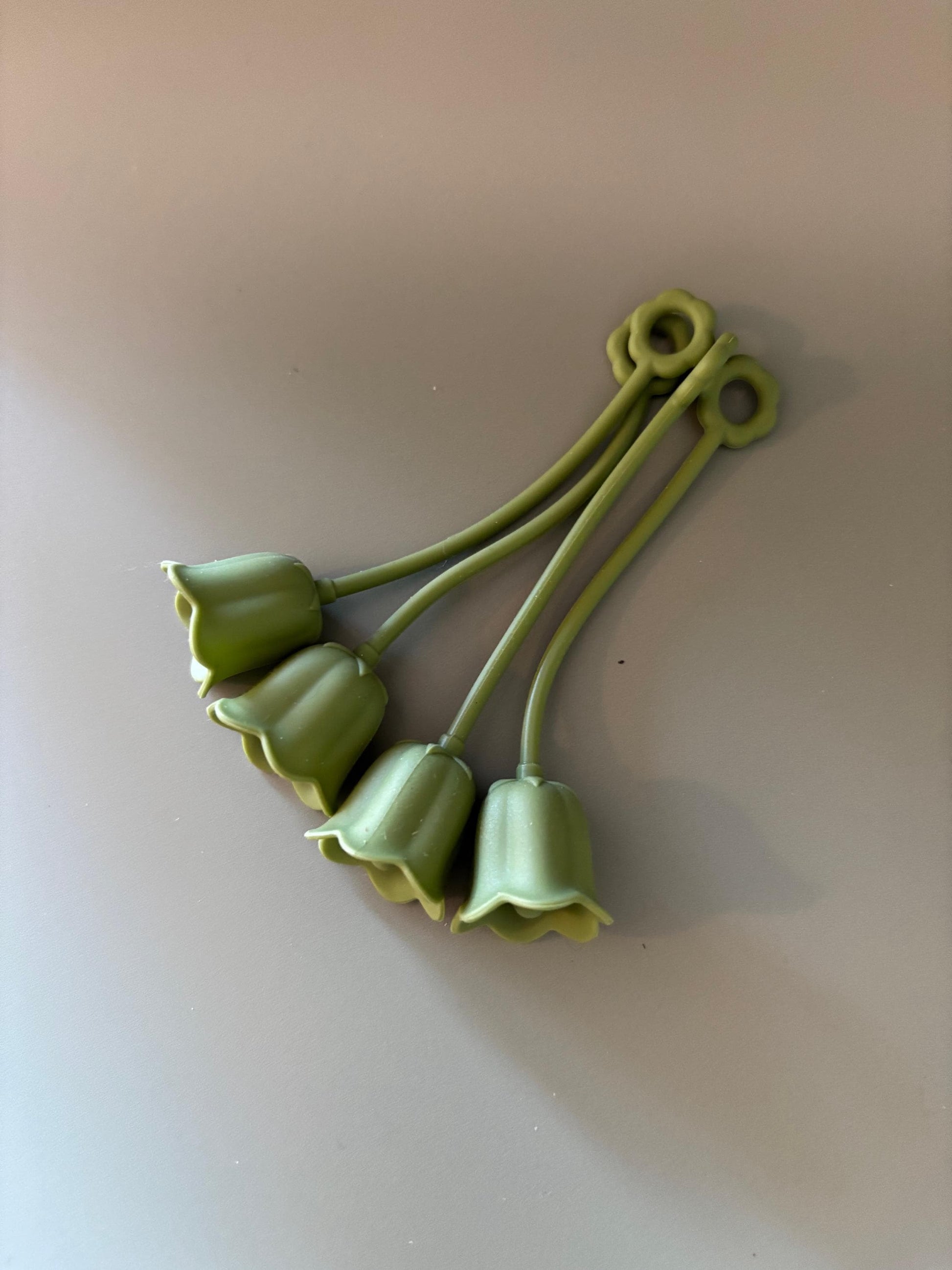 Floral Straw Reusable Drinking Eco Friendly Decorative Plastic Long Tube Silicone Tulip Cover Kitchen Drink Accessory Sustainable Party