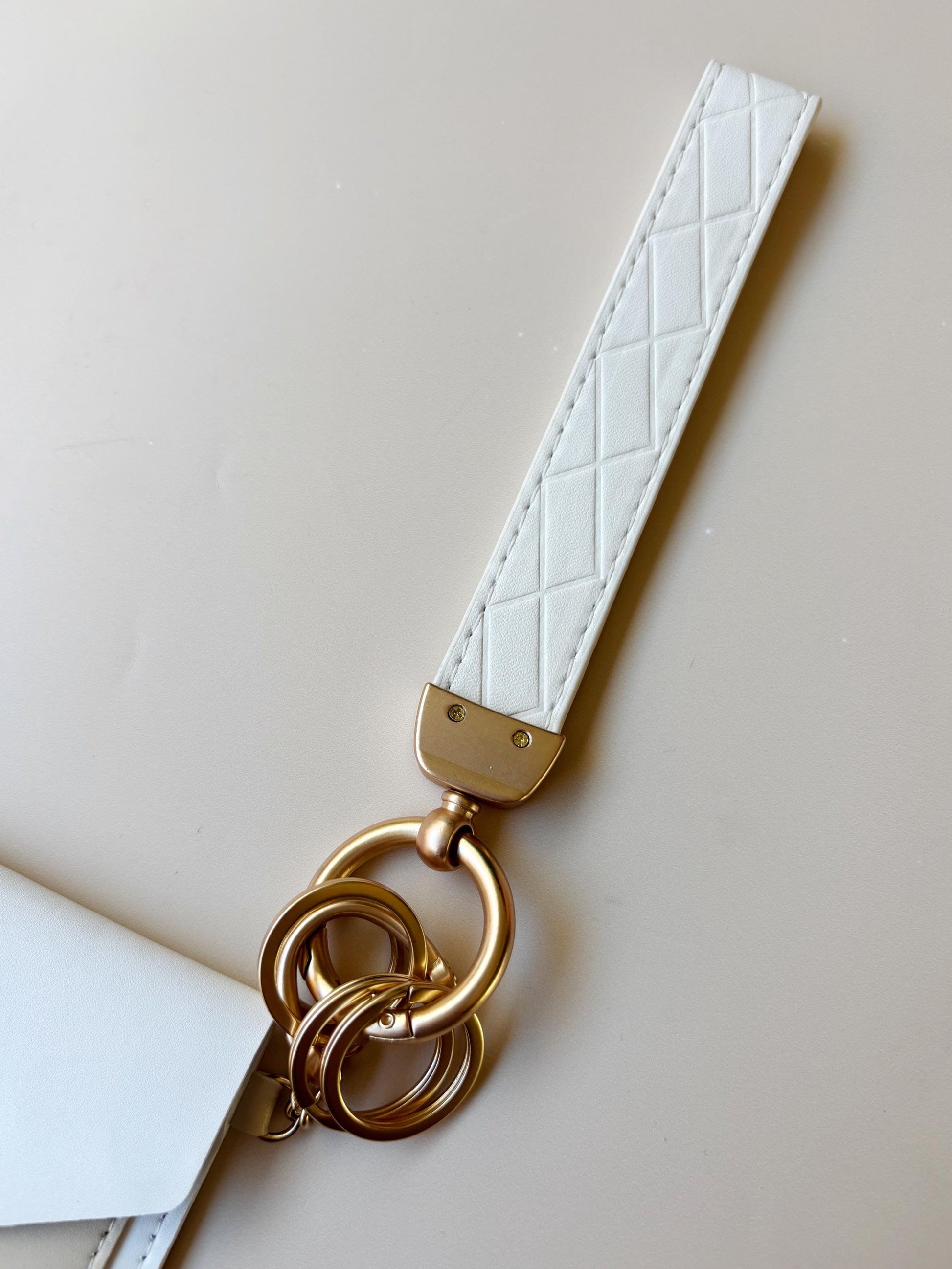 Monogram Keychain Wallet Card Holder Initial Wristlet Accessory Travel Gift Bridesmaid Present Concert White Leather Minimalist Wallet