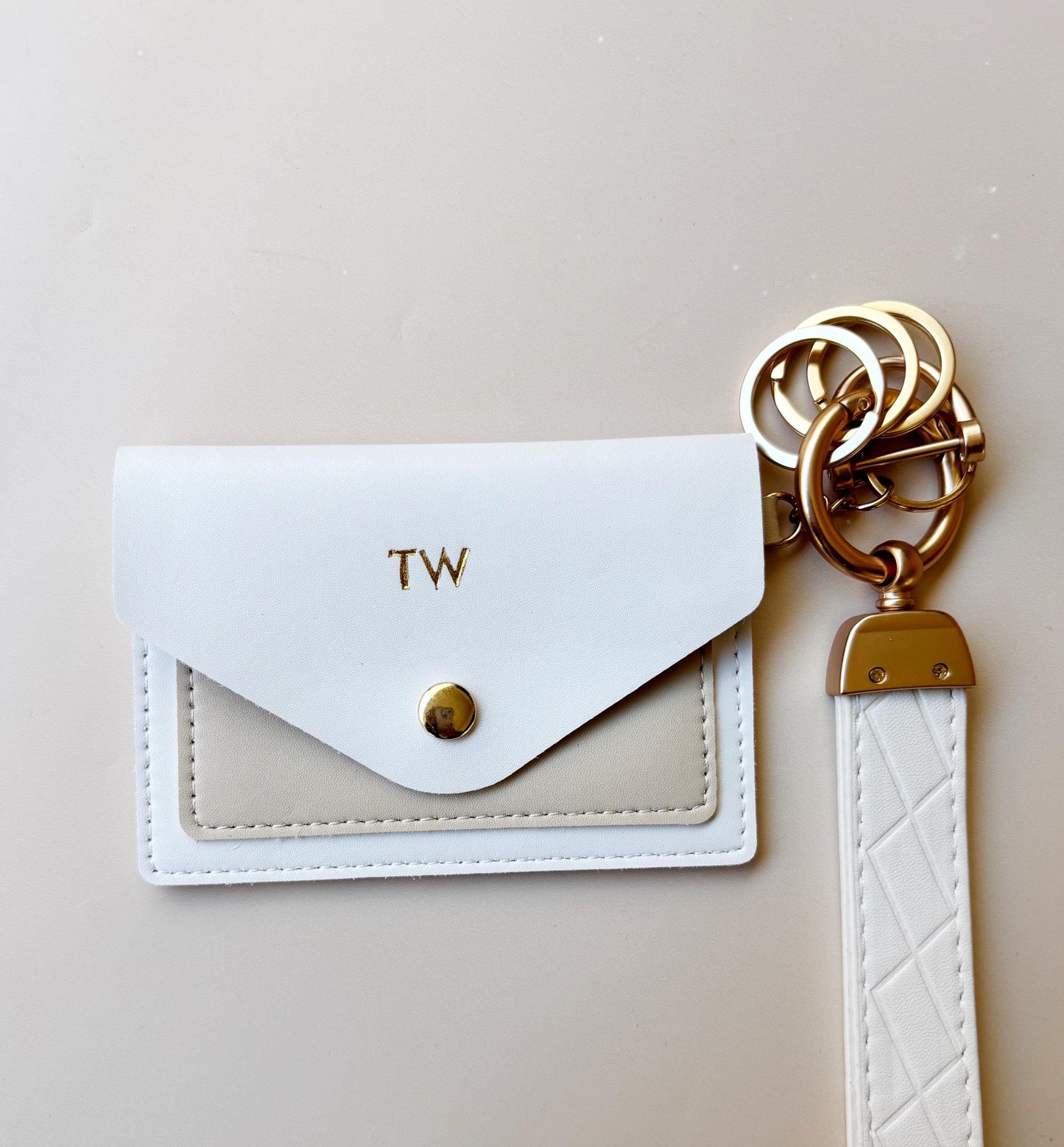 arty Present White Leather Design Gold Snap