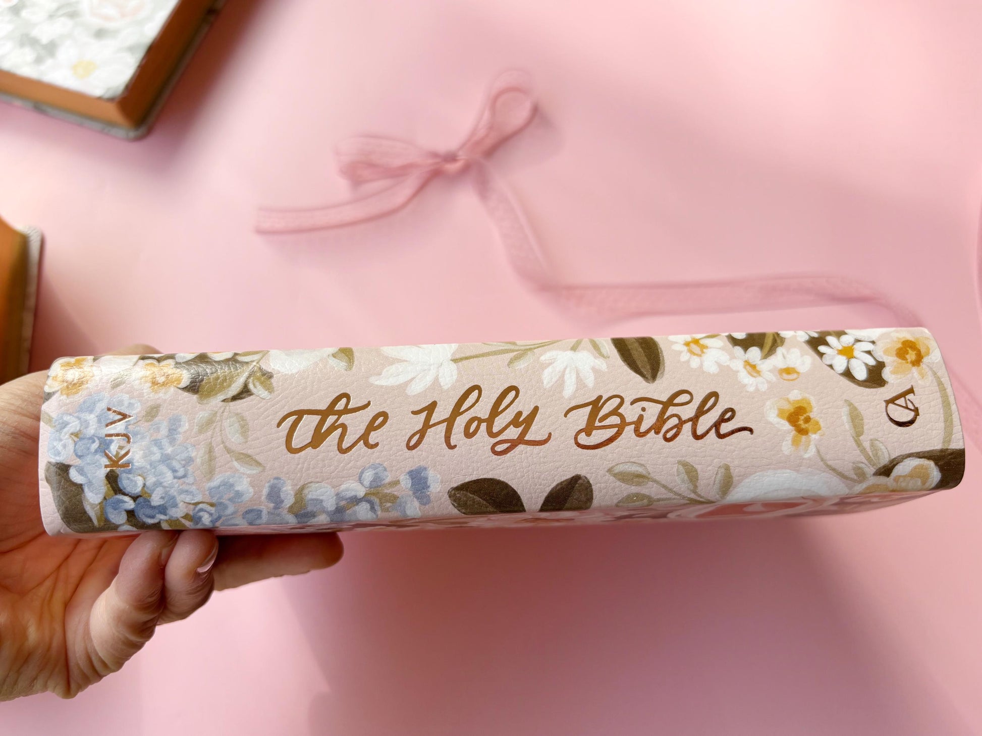 Pink Floral Tabbed Bible Gift for Christian Women First New Holy Bible Study Gift for Daughter Baptism Devotional Gift for Christian Mom