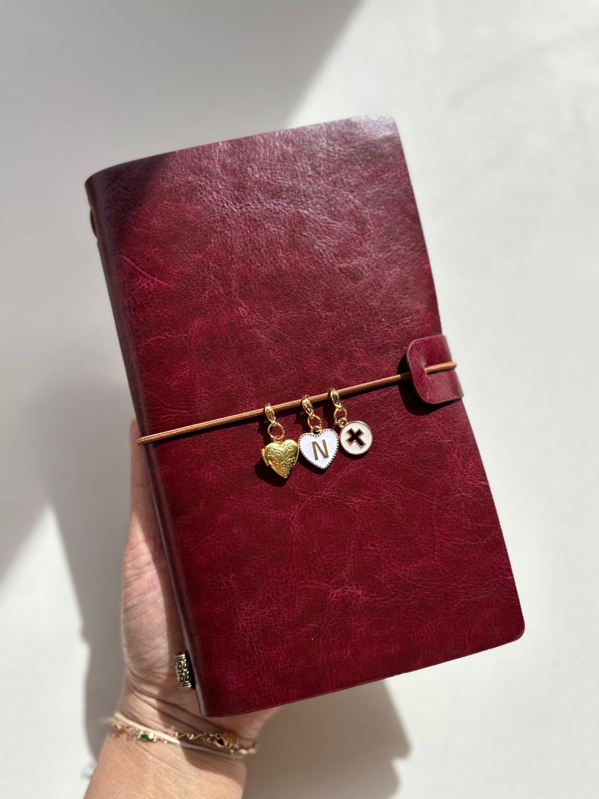 Personalized traveler leather journal notebook custom vegan leather engraved refillable luxury journal cover faux leather notebook