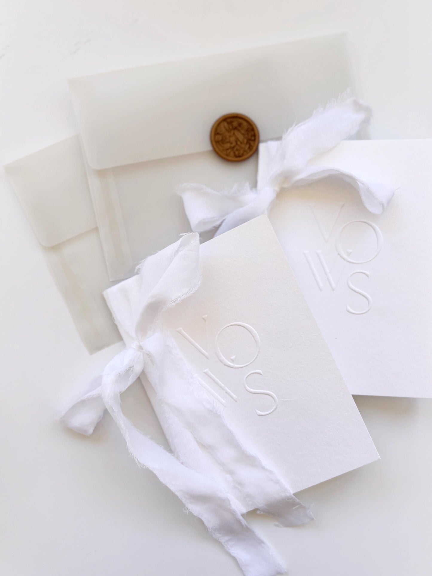 Embossed Elegant Vow Book Set for Couple Engagement Gift For Classic Beach Wedding Ceremony Personalized Gender Neutral Custom Vow Booklet