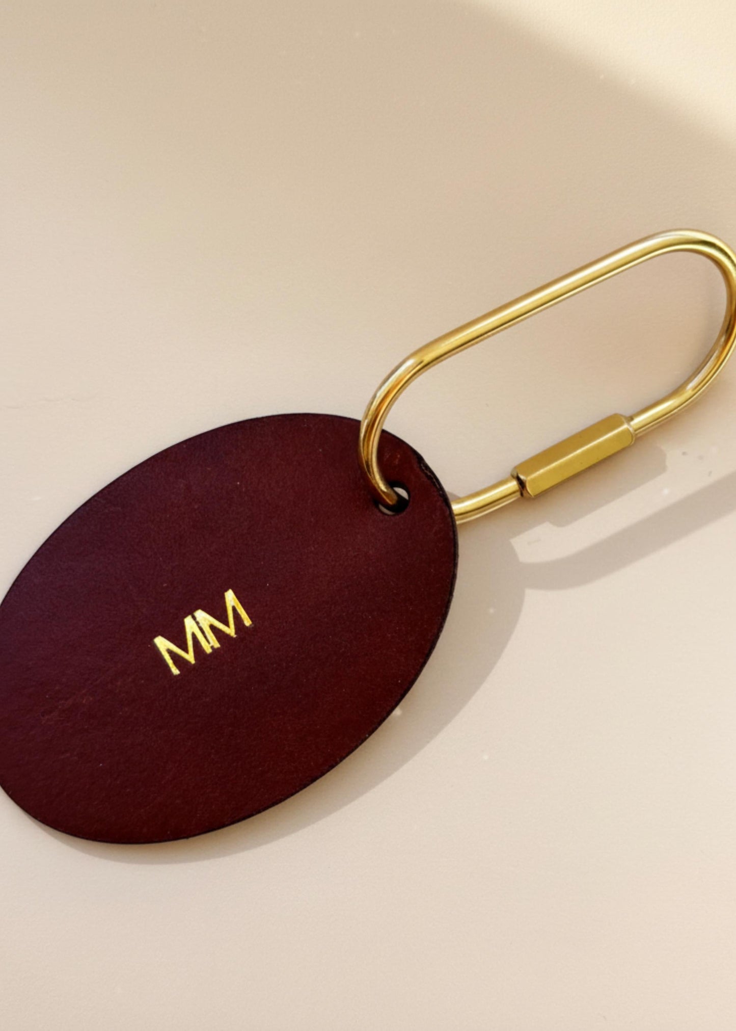 Personalized Genuine Italian Leather Keychain Embossed Handmade Carabiner Keychain Organizer Gift for Men and Women Key and Car Storage