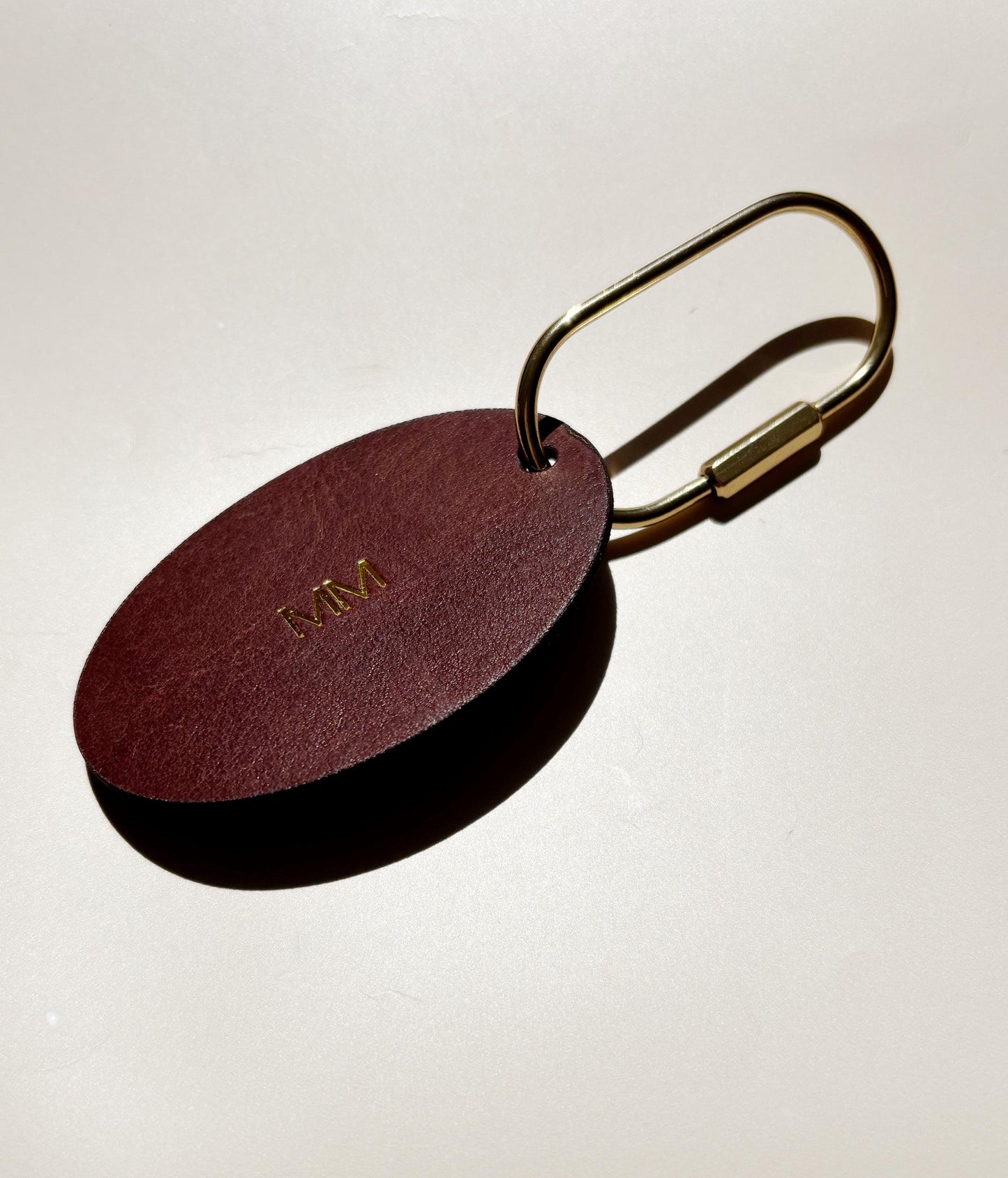 Personalized Genuine Italian Leather Keychain Embossed Handmade Carabiner Keychain Organizer Gift for Men and Women Key and Car Storage