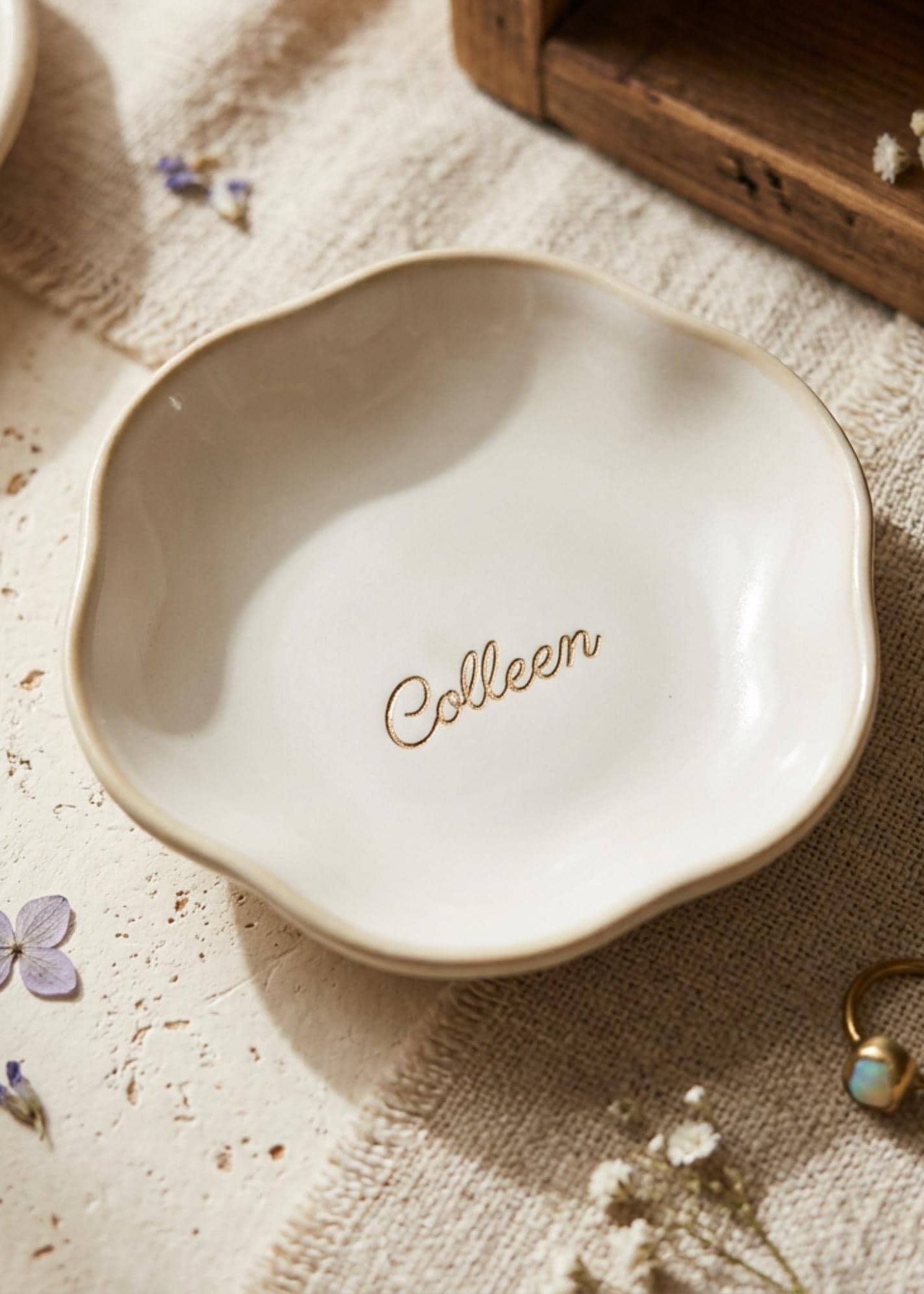 Personalized Ceramic Jewelry Trinket Ring Dish Custom Ceramic Initials Earring Jewelry Tray Nightstand Small Catchall Wedding Ring Storage