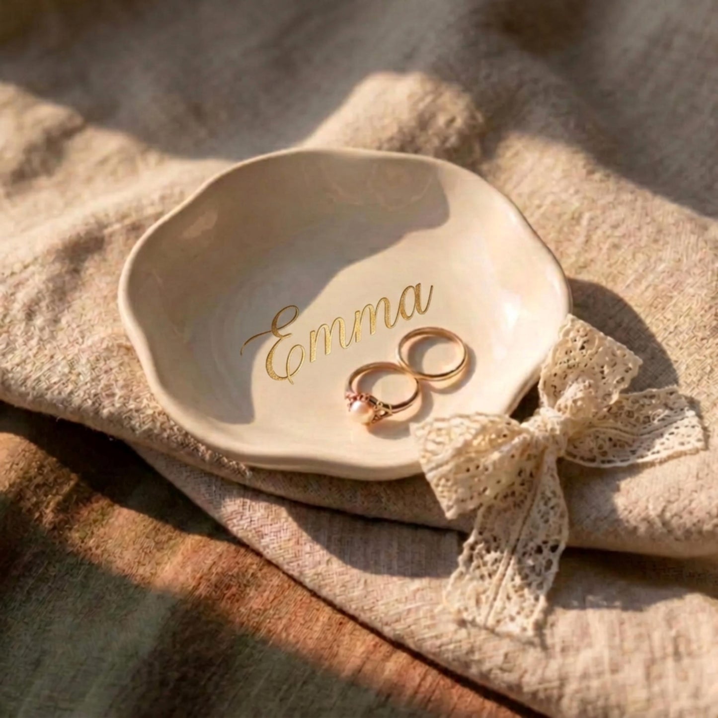 Personalized Ceramic Jewelry Trinket Ring Dish Custom Ceramic Initials Earring Jewelry Tray Nightstand Small Catchall Wedding Ring Storage