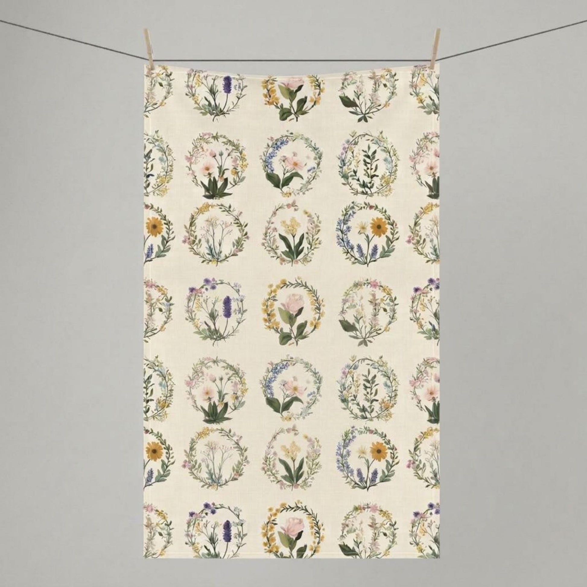 Gift for Hostess Tea Towel Kitchen Botanical Print Floral Motif Farmhouse Style Cottage Home Housewarming Gift Vintage Design Cream Cotton