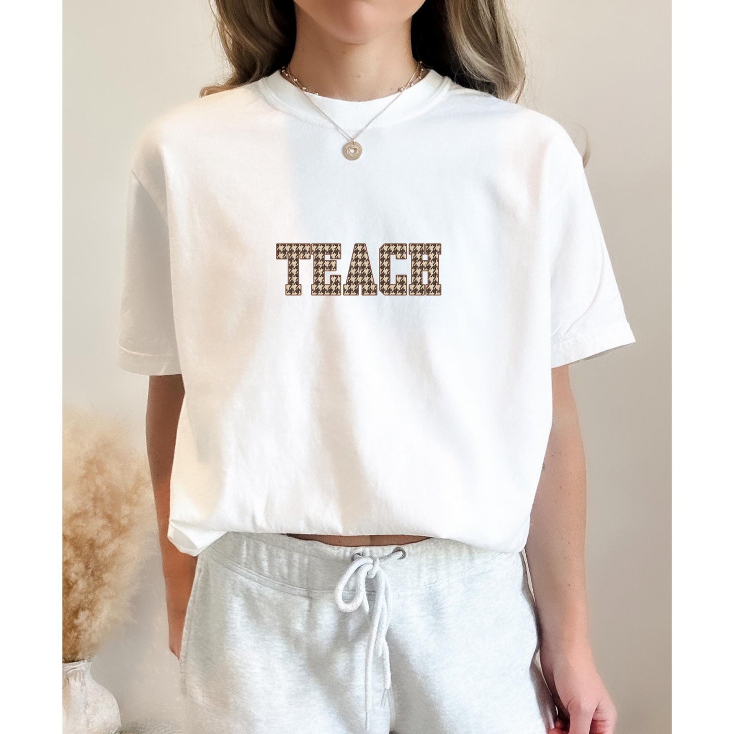 Fall teacher graphic t-shirt comfort color oversized tshirt back to school classroom tee fall neutral brown teacher graphic top casual shirt