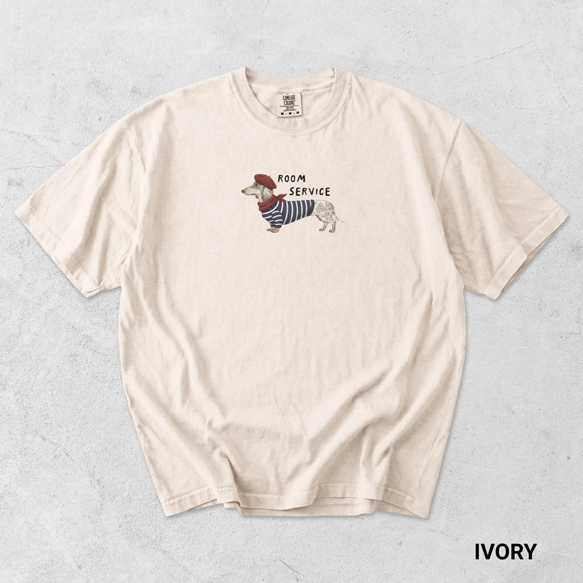 French wiener dog graphic t-shirt comfort color oversized garment dyed tee graphic top for wiener dog mom Parisian dachshund dog tshirt