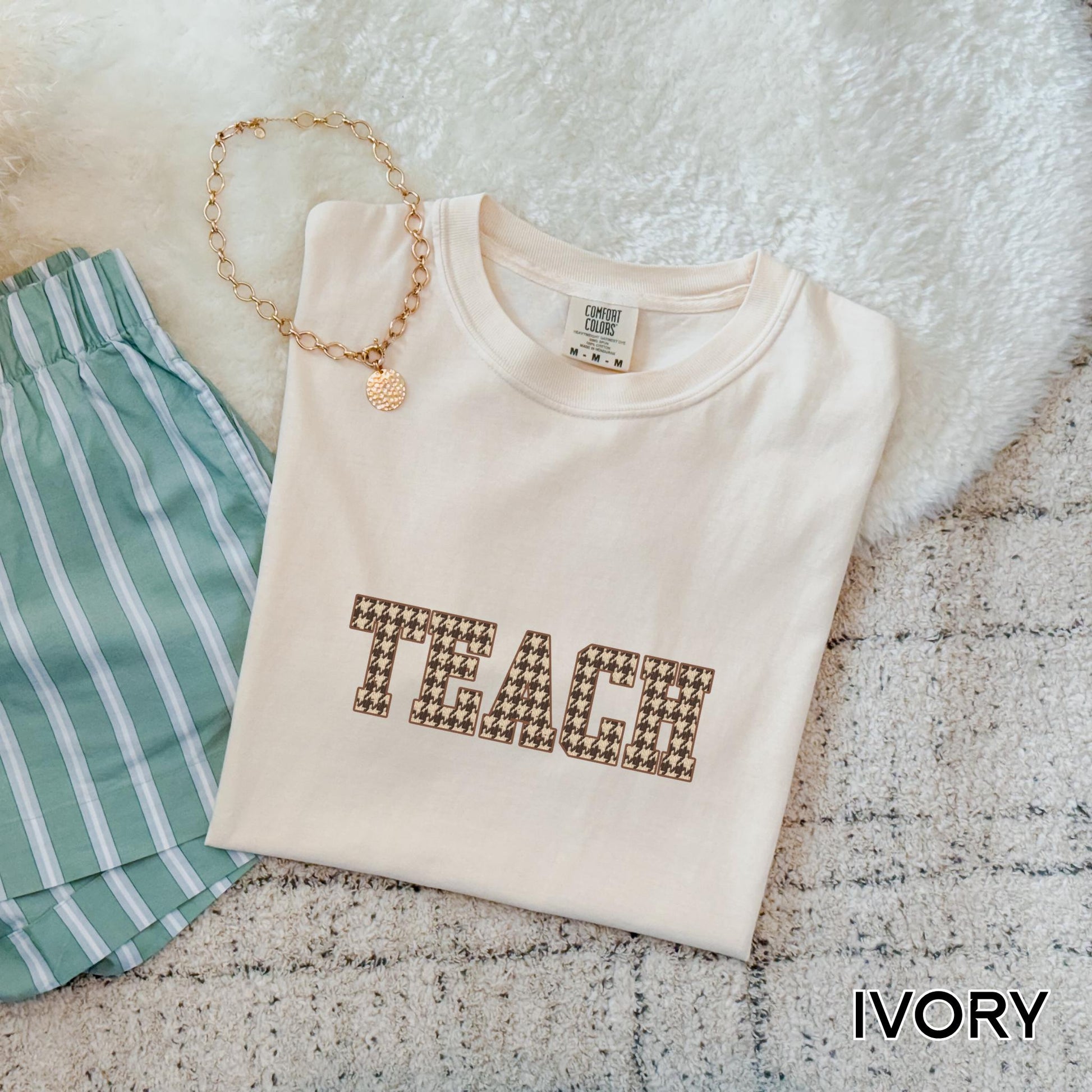 Fall teacher graphic t-shirt comfort color oversized tshirt back to school classroom tee fall neutral brown teacher graphic top casual shirt